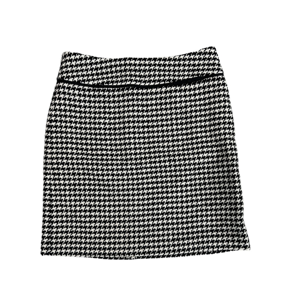 Apostrophe Black and White Houndstooth Wool Skirt